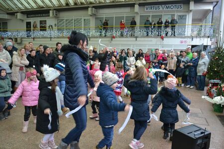 Miklavž obiskal zagorsko tržnico