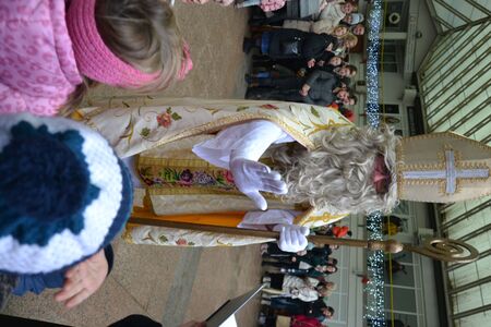 Miklavž obiskal zagorsko tržnico