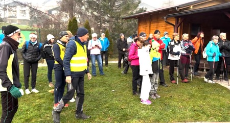 Ob teku in pohodu še odprtje atletske steze