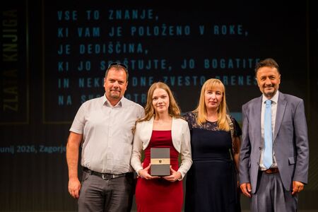 V zlati knjigi novih 43 imen