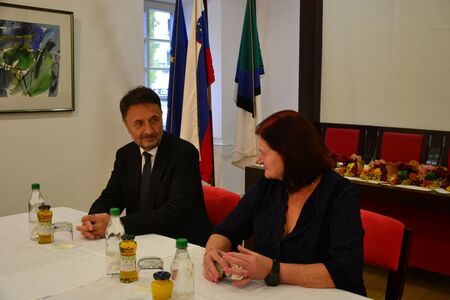 Župan sprejel nominiranke za kmetico leta 2026